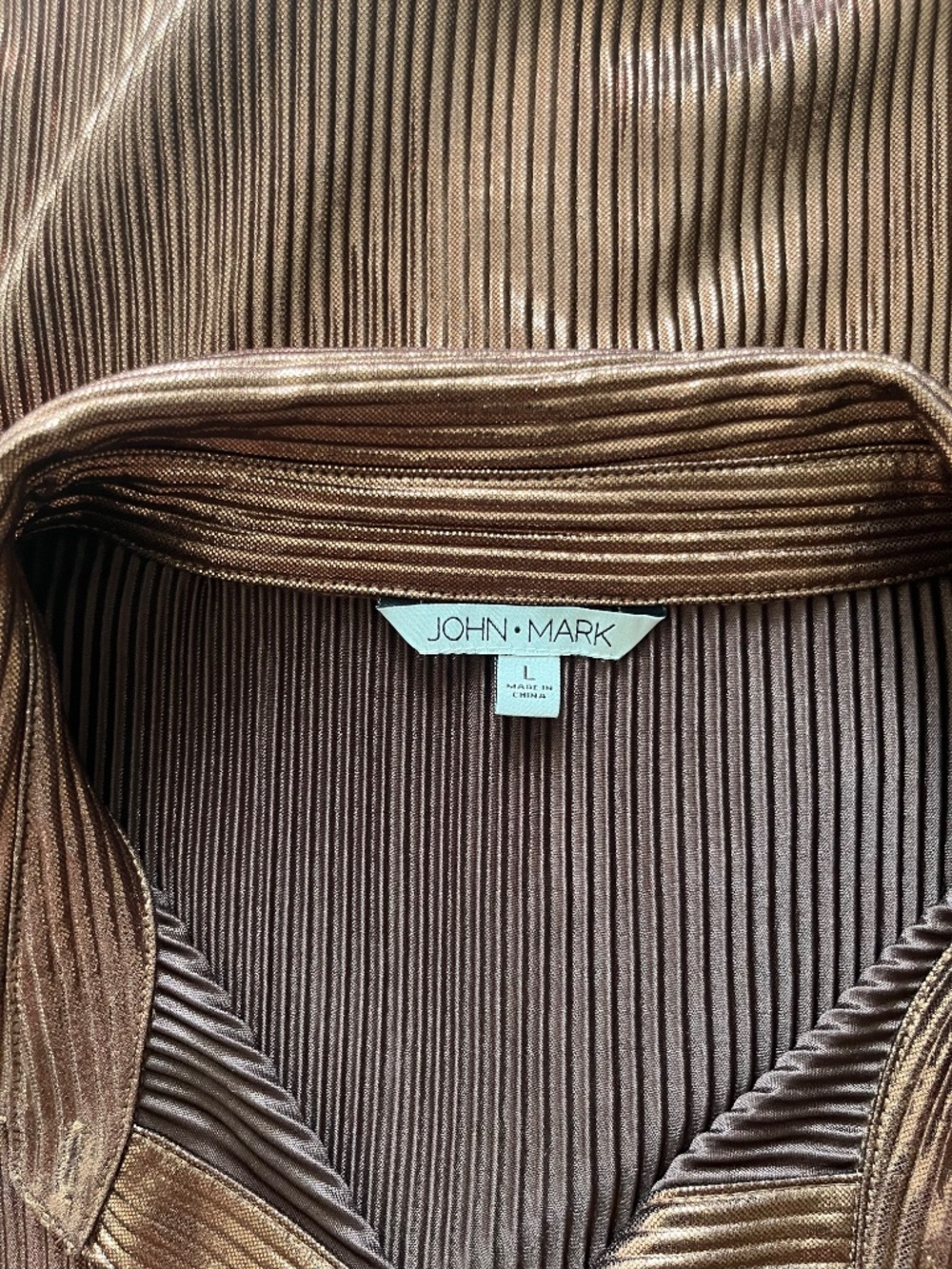 NWT John Mark Women's Button-Up Blouse Metallic Brown L - Picture 3 of 7